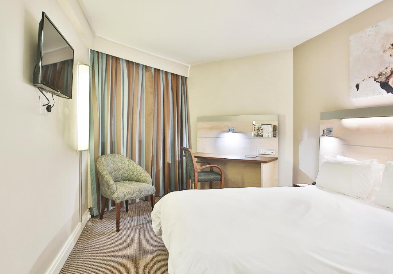 Rh Hotel Преторія Екстер'єр фото